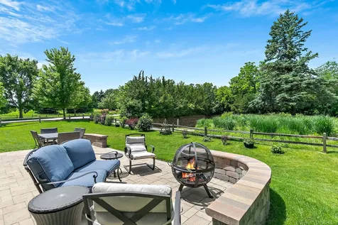 14 Kenilworth Court Cary IL 60013