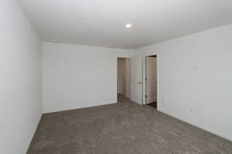 2252 Stonegate Road Algonquin IL 60102