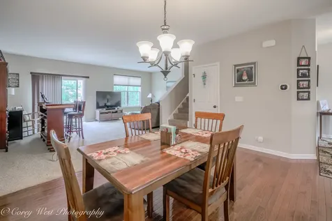 4062 Pompton Avenue Elgin IL 60124