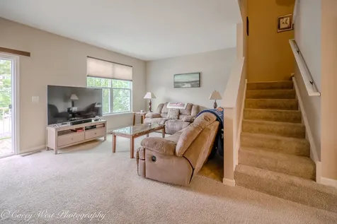 4062 Pompton Avenue Elgin IL 60124