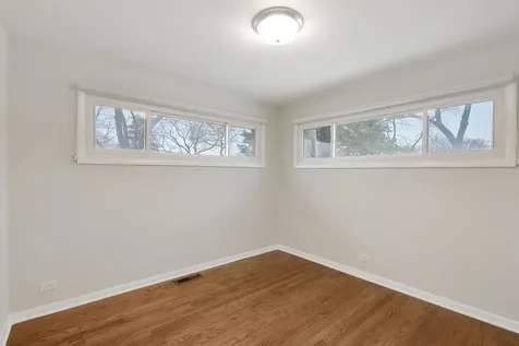 6803 North Keeler Avenue Lincolnwood IL 60712