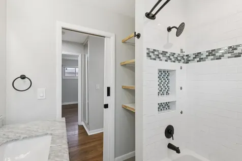6803 North Keeler Avenue Lincolnwood IL 60712