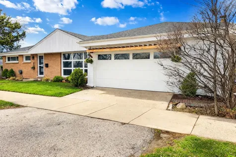 6803 North Keeler Avenue Lincolnwood IL 60712