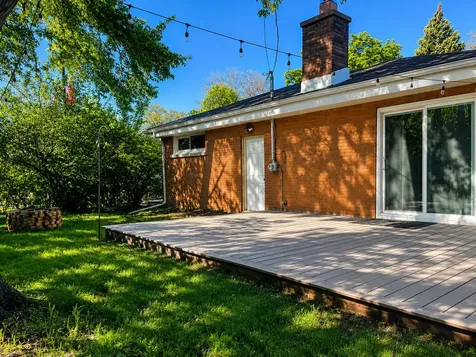 6803 North Keeler Avenue Lincolnwood IL 60712