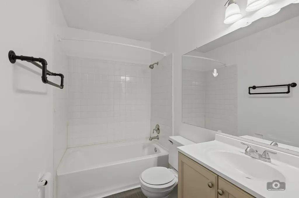3287 Rumford Court Aurora IL 60504