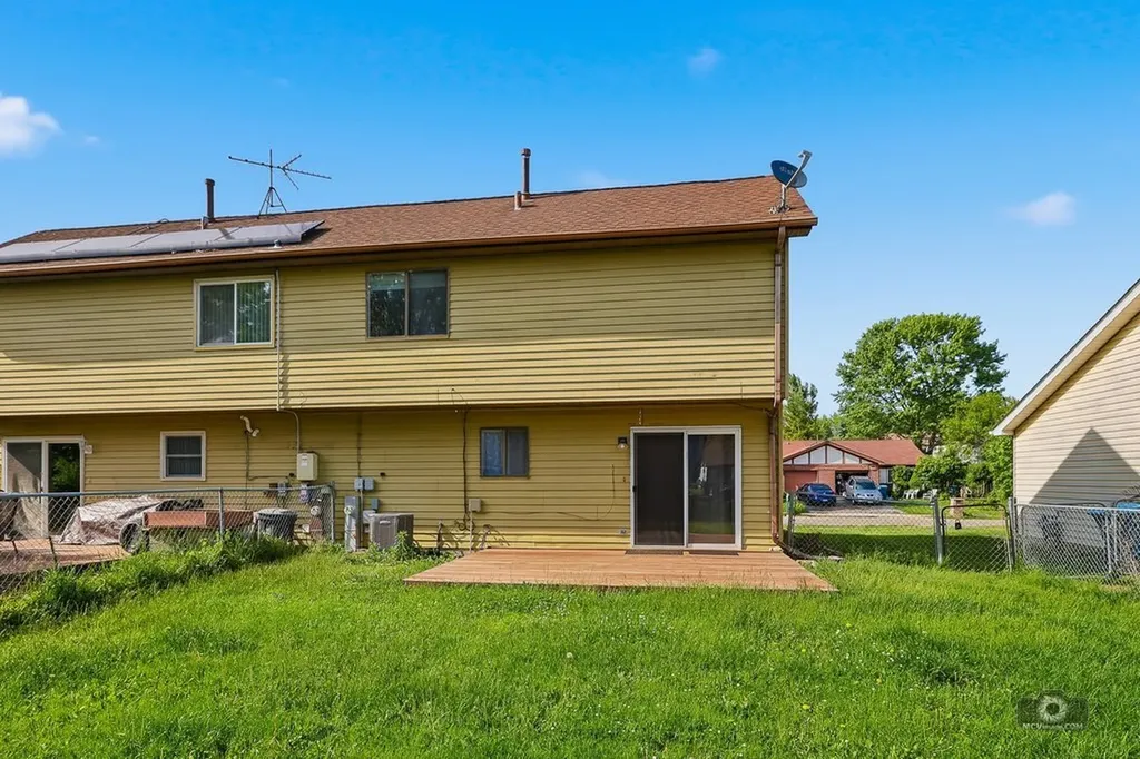 3287 Rumford Court Aurora IL 60504