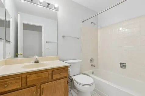 2692 South Embers Lane Arlington Heights IL 60005