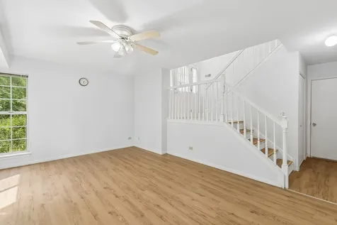 2692 South Embers Lane Arlington Heights IL 60005