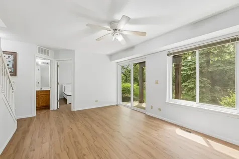 2692 South Embers Lane Arlington Heights IL 60005