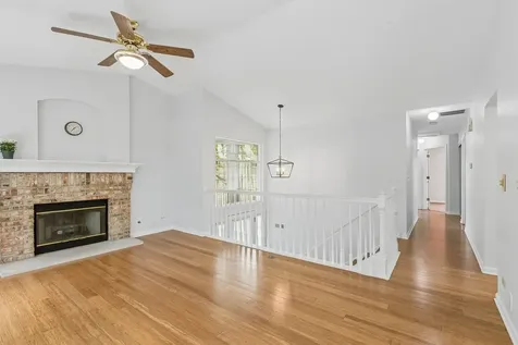 2692 South Embers Lane Arlington Heights IL 60005