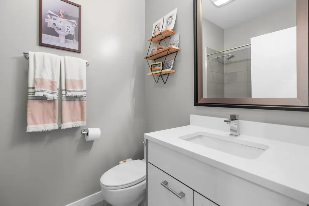 1536 West Walton Street Chicago IL 60642