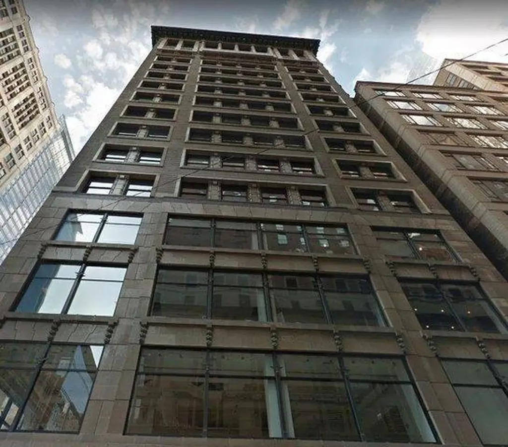 6 East Monroe Street Chicago IL 60603