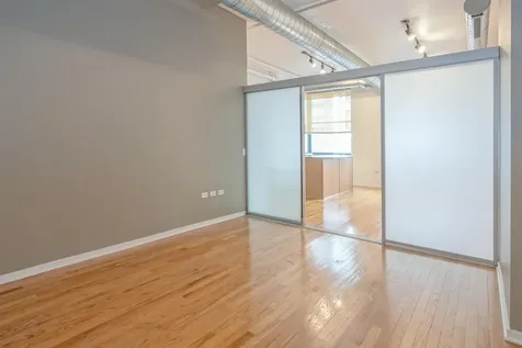 6 East Monroe Street Chicago IL 60603