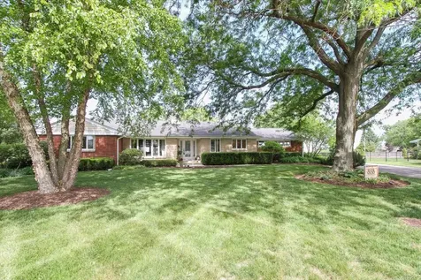 888 Sunset Lane Sycamore IL 60178