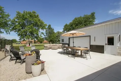 888 Sunset Lane Sycamore IL 60178