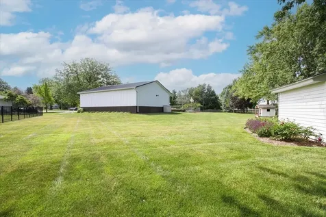 888 Sunset Lane Sycamore IL 60178