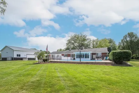 888 Sunset Lane Sycamore IL 60178