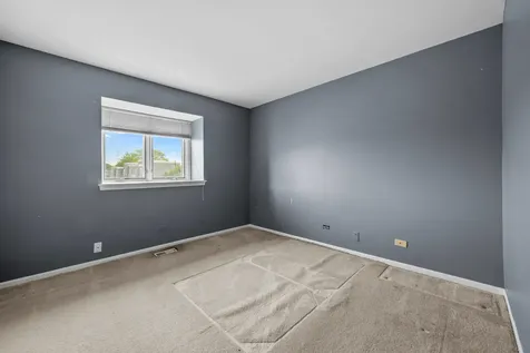 628 Calais Circle Highland Park IL 60035