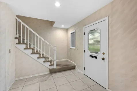 628 Calais Circle Highland Park IL 60035