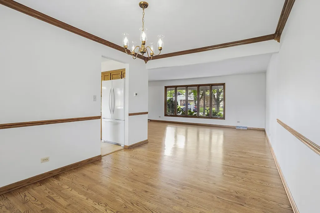3020 Spring Green Drive Darien IL 60561