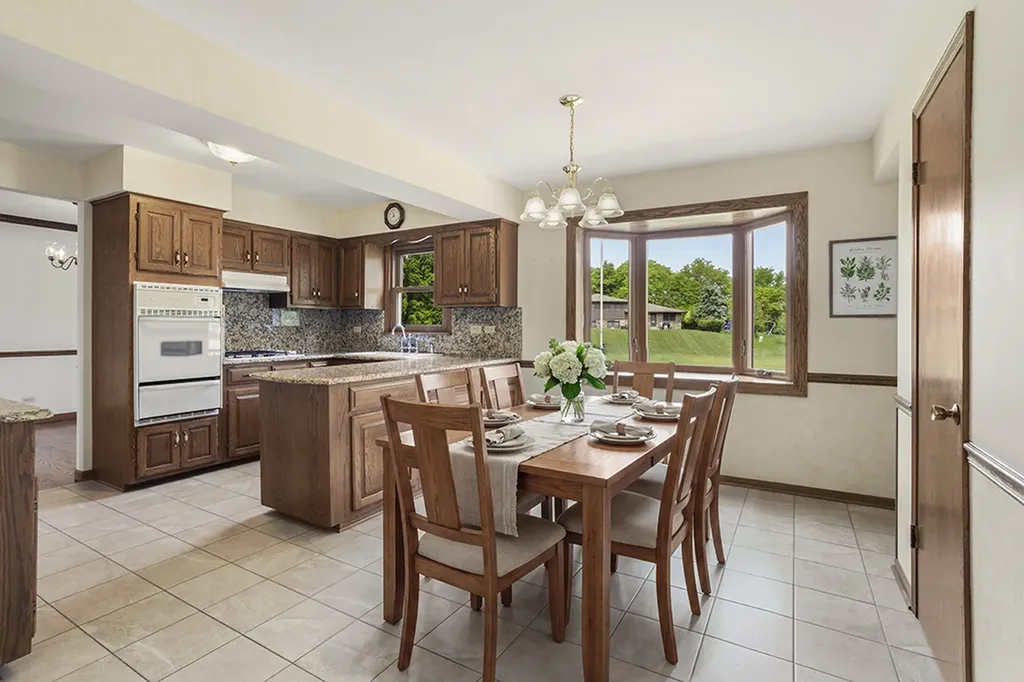 3020 Spring Green Drive Darien IL 60561