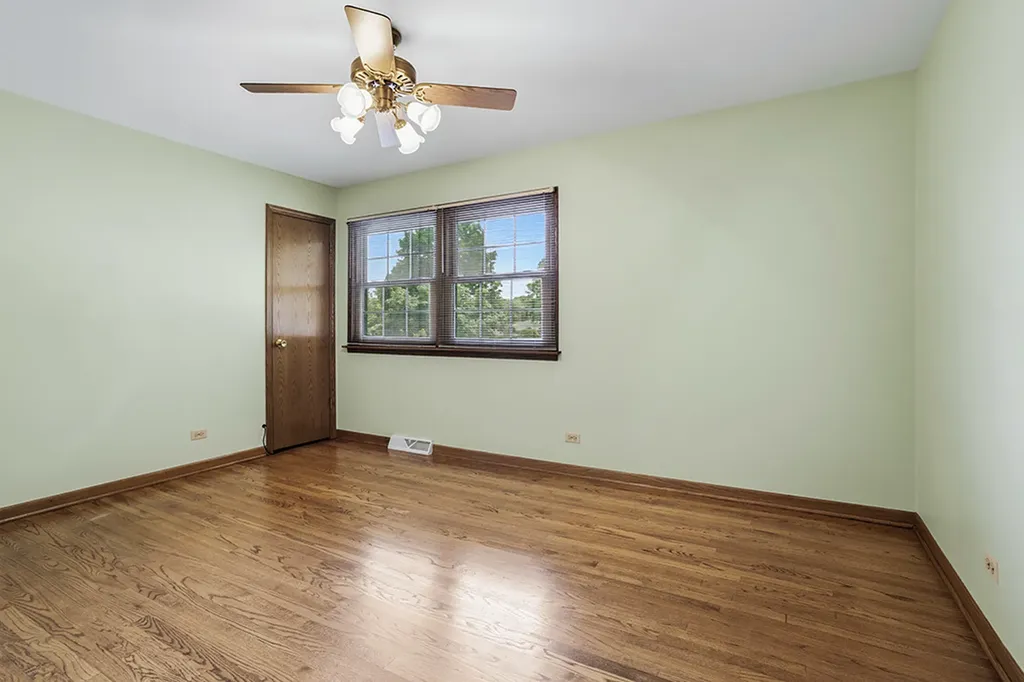 3020 Spring Green Drive Darien IL 60561