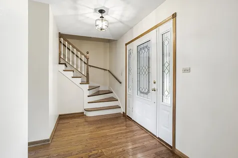 3020 Spring Green Drive Darien IL 60561