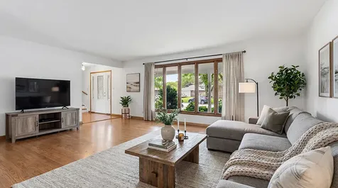 3020 Spring Green Drive Darien IL 60561