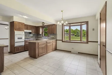 3020 Spring Green Drive Darien IL 60561