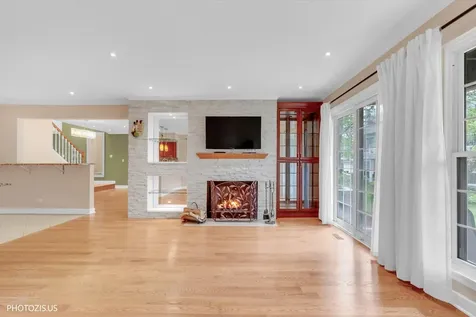763 Grosse Pointe Circle Vernon Hills IL 60061