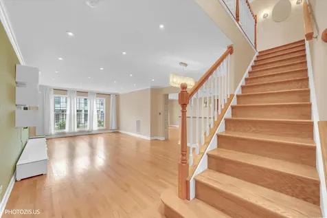763 Grosse Pointe Circle Vernon Hills IL 60061