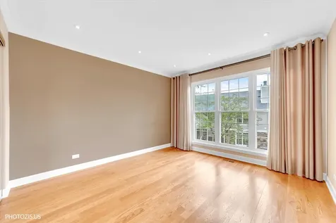 763 Grosse Pointe Circle Vernon Hills IL 60061