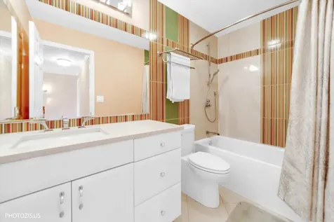 763 Grosse Pointe Circle Vernon Hills IL 60061