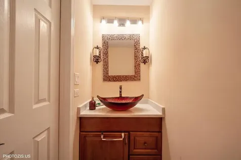 763 Grosse Pointe Circle Vernon Hills IL 60061