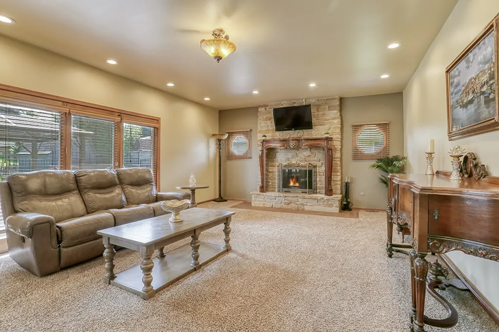 18013 Alice Lane Orland Park IL 60467