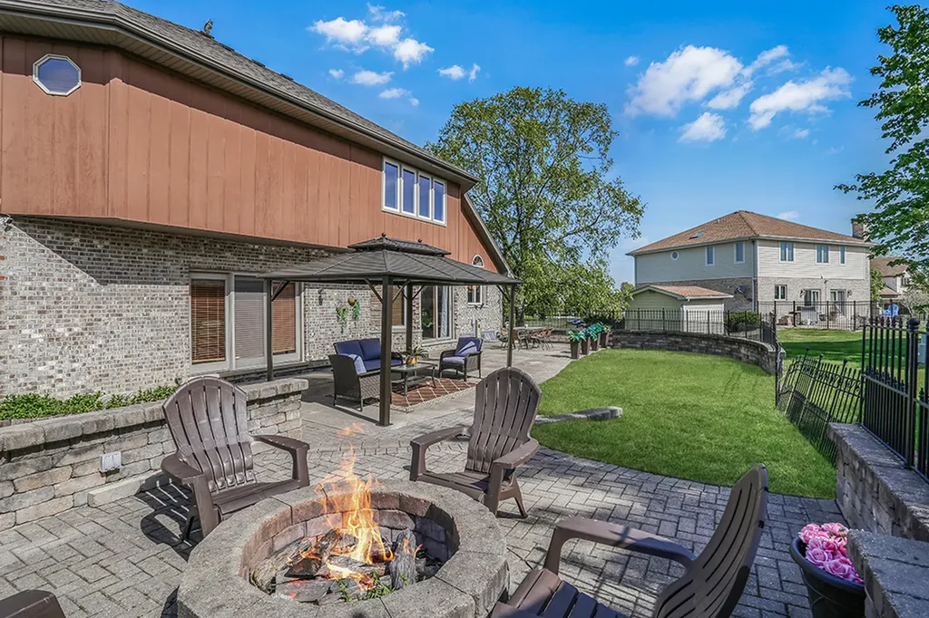 18013 Alice Lane Orland Park IL 60467