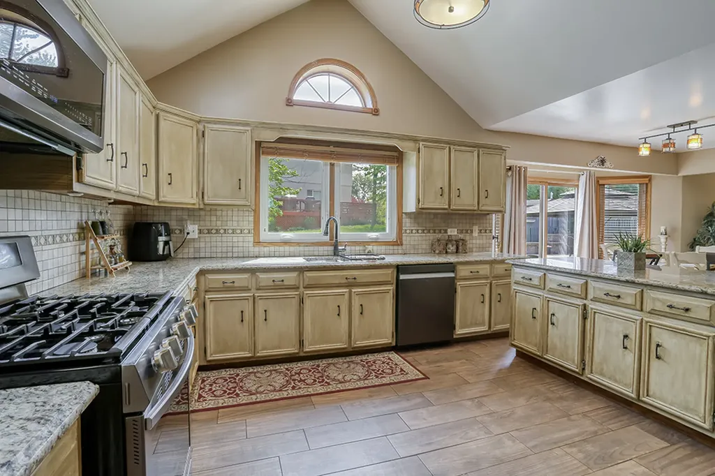 18013 Alice Lane Orland Park IL 60467