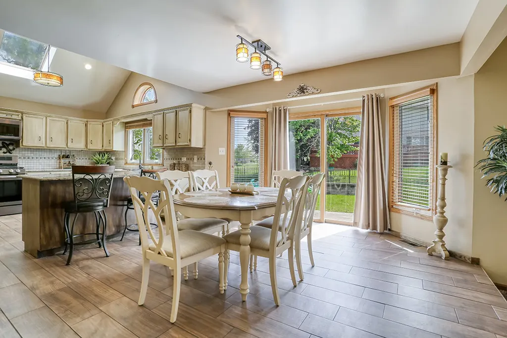 18013 Alice Lane Orland Park IL 60467