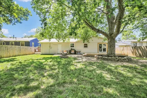 1810 Rebecca Drive Champaign IL 61821