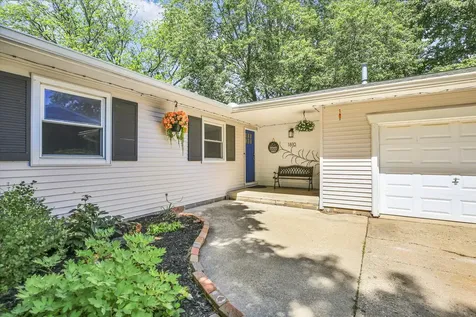 1810 Rebecca Drive Champaign IL 61821