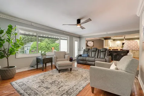 38w337 Dean Street St. Charles IL 60175