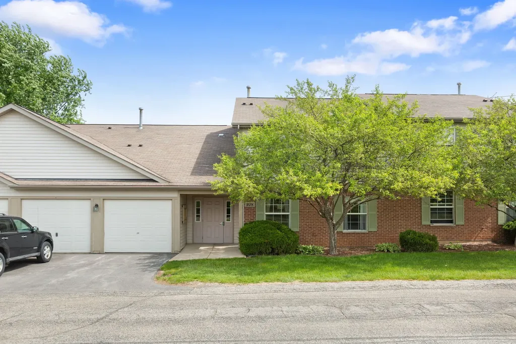 928 North Village Drive Round Lake Beach IL 60073