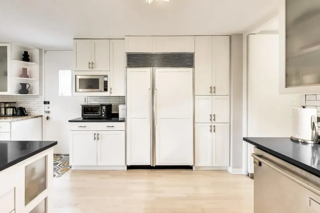 1203 East 50th Street Chicago IL 60615