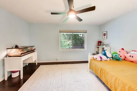 1203 East 50th Street Chicago IL 60615