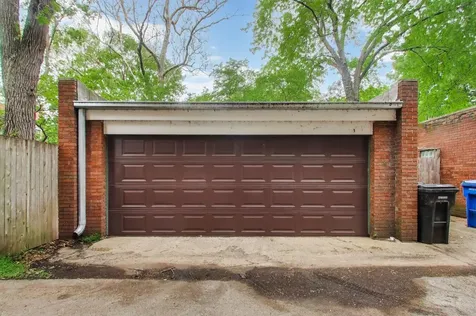 1203 East 50th Street Chicago IL 60615