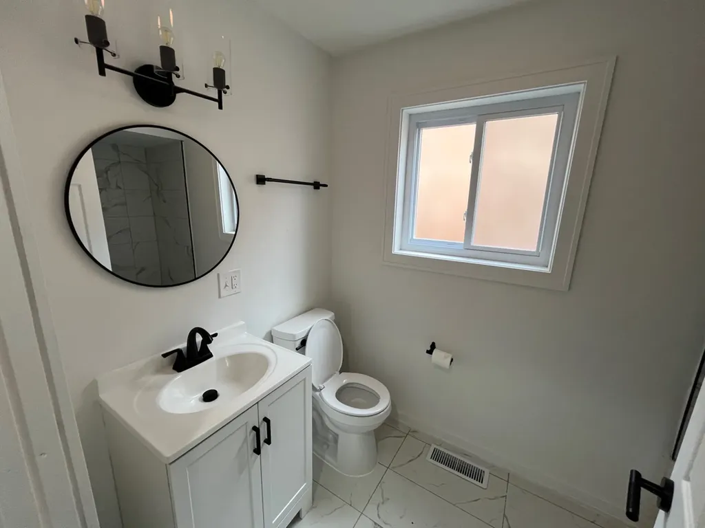 9941 South La Salle Street Chicago IL 60628