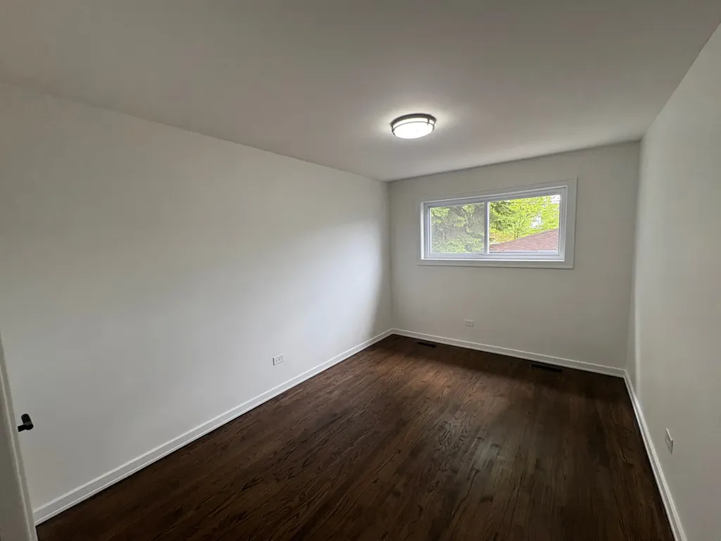 9941 South La Salle Street Chicago IL 60628