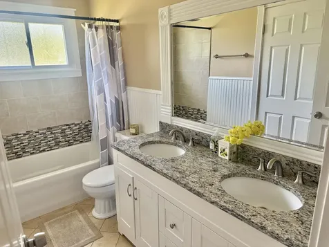 1504 West Oakton Street Arlington Heights IL 60004