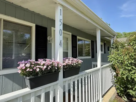 1504 West Oakton Street Arlington Heights IL 60004