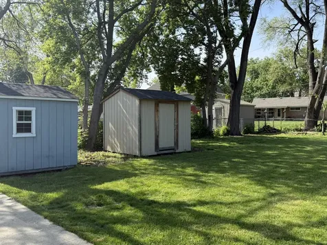 1504 West Oakton Street Arlington Heights IL 60004